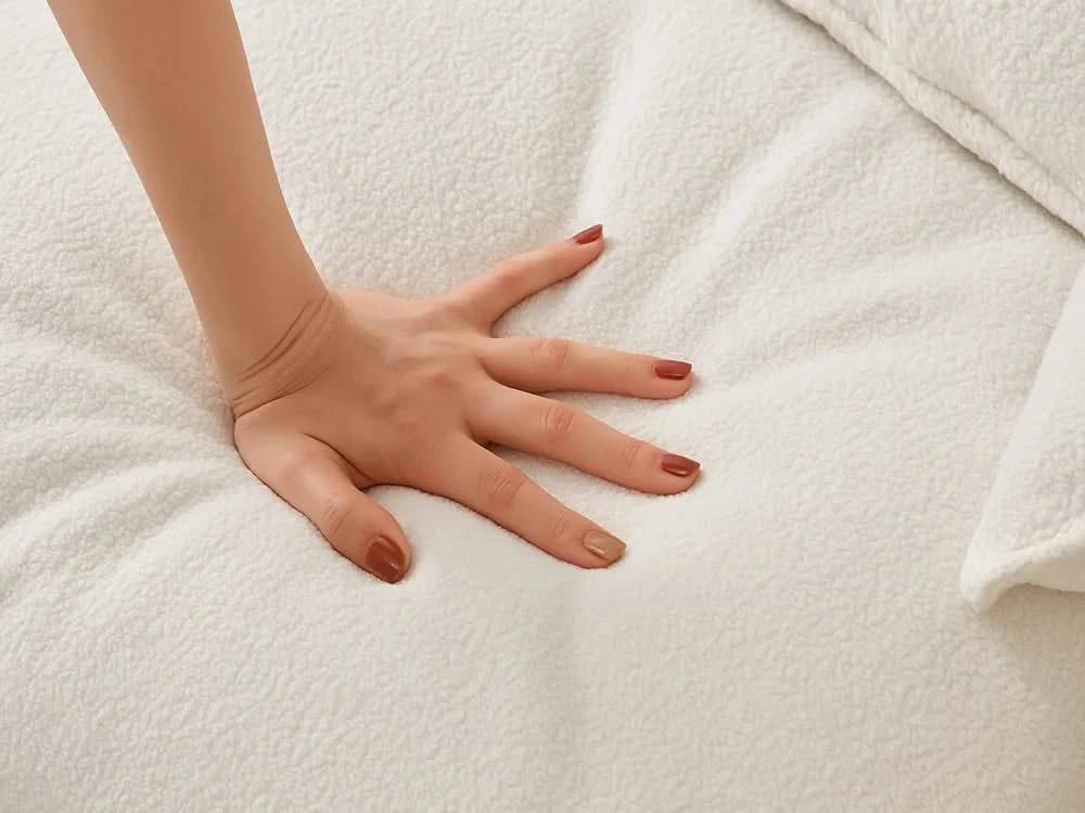 Lifely Ottoman - White Boucle